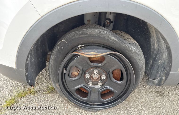 image for item EG8647 2013 Ford Explorer Police SUV