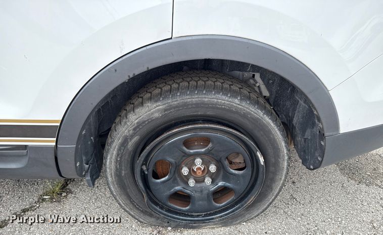 image for item EG8647 2013 Ford Explorer Police SUV