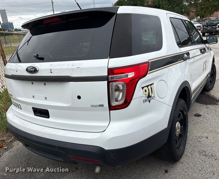 image for item EG8648 2013 Ford Explorer Police SUV