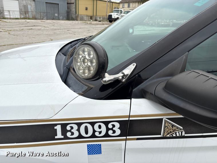 image for item EG8648 2013 Ford Explorer Police SUV