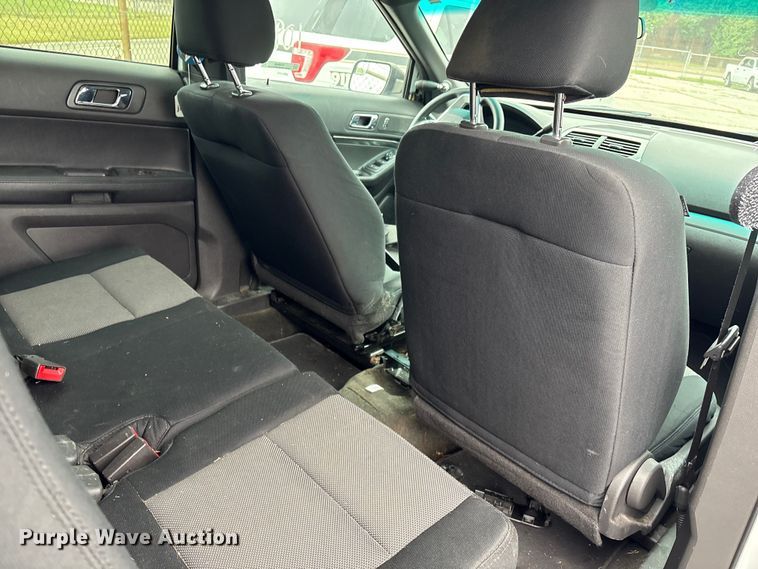 image for item EG8648 2013 Ford Explorer Police SUV