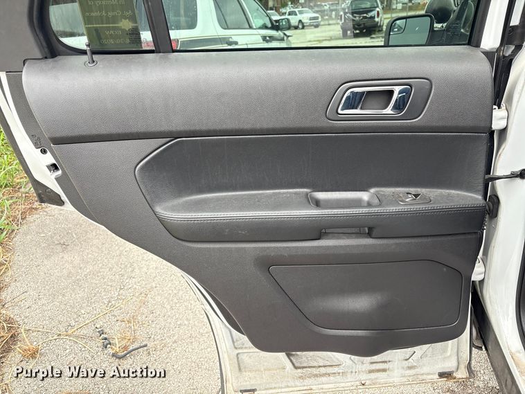 image for item EG8648 2013 Ford Explorer Police SUV