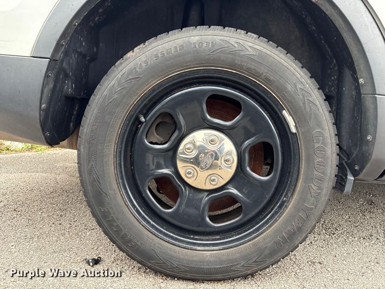 image for item EG8648 2013 Ford Explorer Police SUV