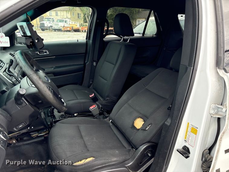 image for item EG8649 2016 Ford Explorer Police SUV