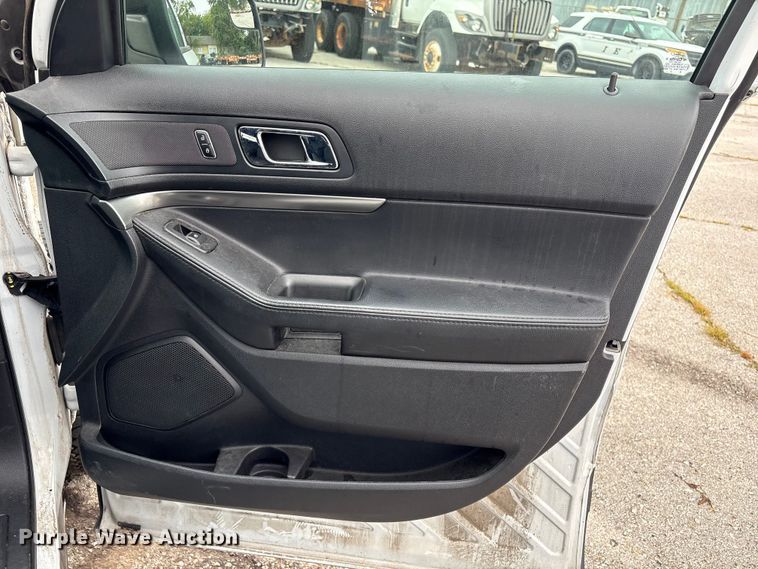 image for item EG8649 2016 Ford Explorer Police SUV