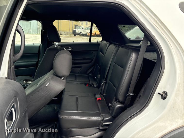 image for item EG8649 2016 Ford Explorer Police SUV