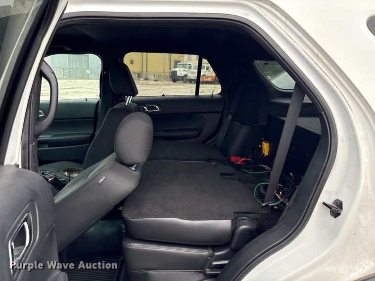 image for item EG8649 2016 Ford Explorer Police SUV