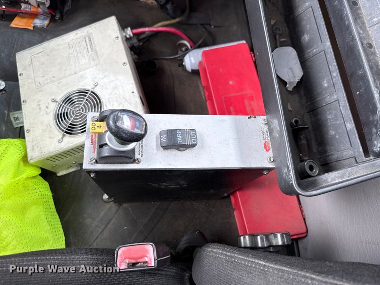 image for item EG8658 2013 Freightliner 114SD semi truck