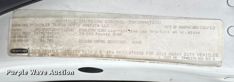 image for item EG8658 2013 Freightliner 114SD semi truck