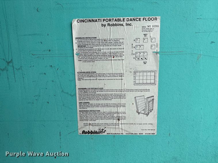 image for item EG8661 Approximately 200 dance floor pieces