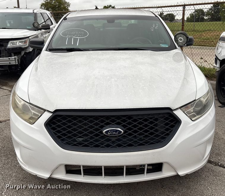 image for item EG8665 2013 Ford Taurus Police 