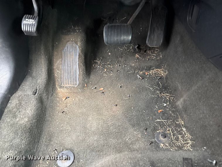 image for item EG8665 2013 Ford Taurus Police 