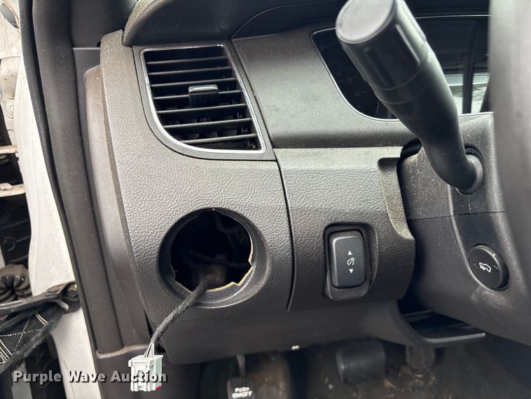 image for item EG8665 2013 Ford Taurus Police 