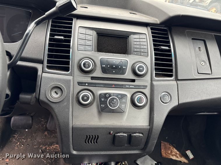 image for item EG8665 2013 Ford Taurus Police 