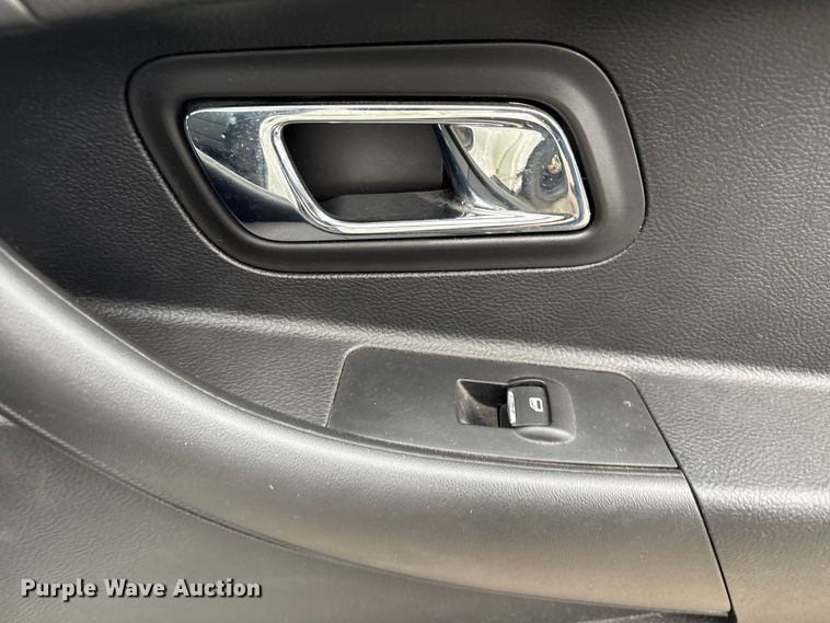 image for item EG8665 2013 Ford Taurus Police 