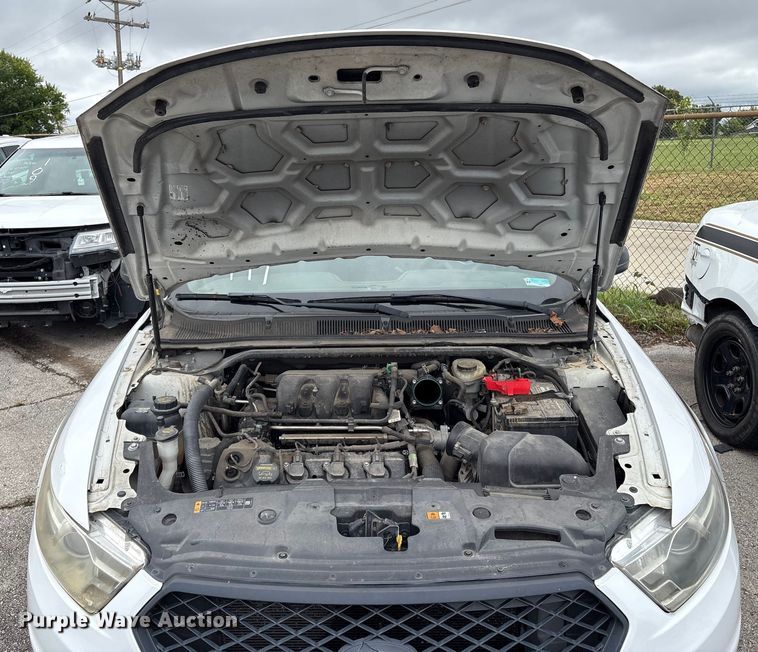 image for item EG8665 2013 Ford Taurus Police 