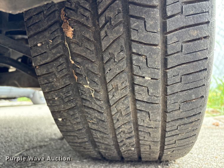 image for item EG8665 2013 Ford Taurus Police 