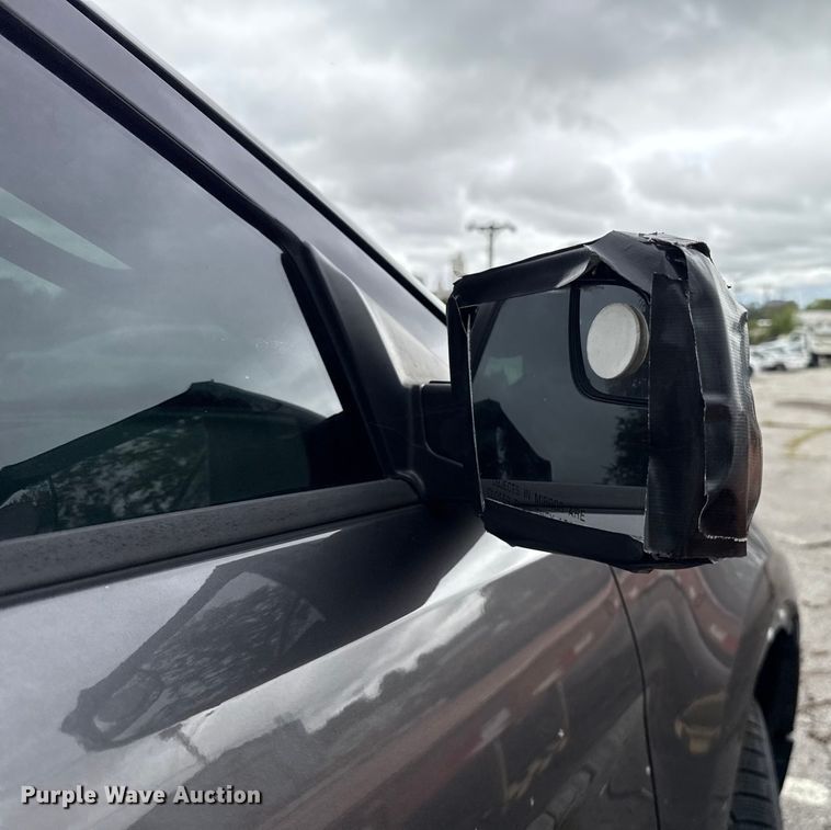 image for item EG8666 2015 Ford Explorer Police SUV