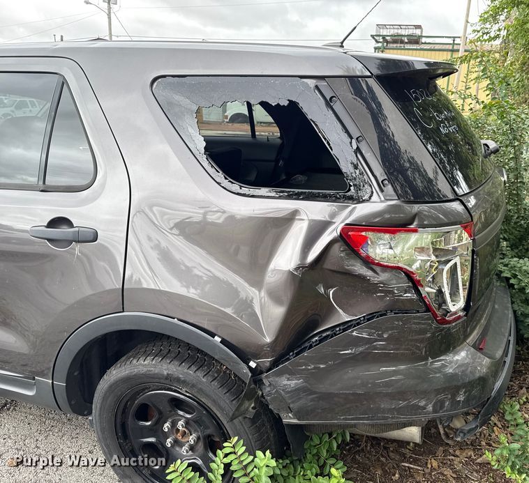 image for item EG8666 2015 Ford Explorer Police SUV