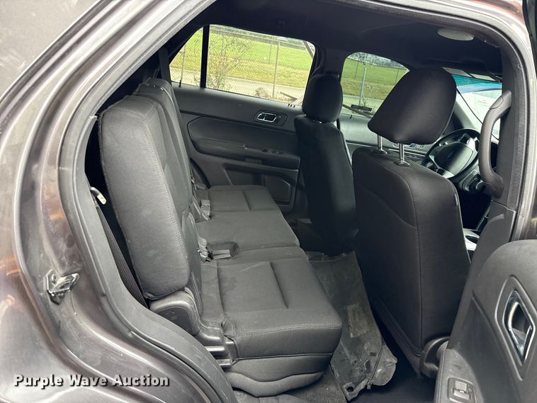 image for item EG8666 2015 Ford Explorer Police SUV