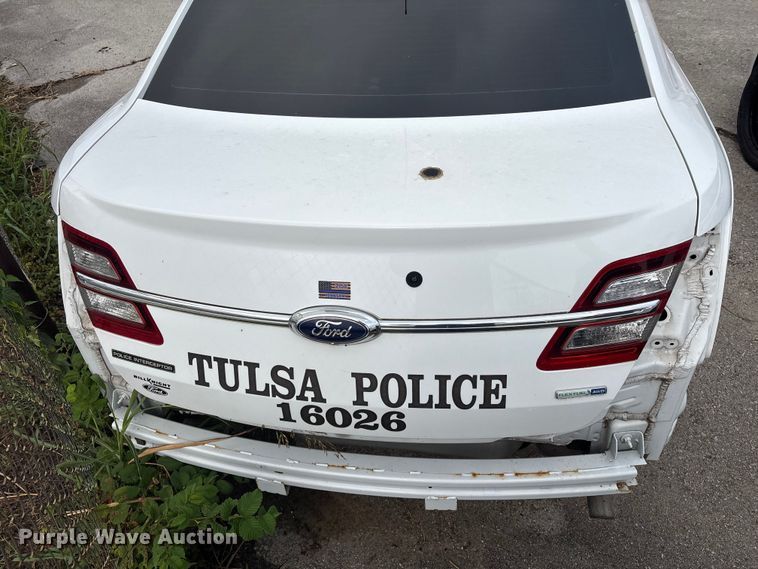 image for item EG8667 2016 Ford Taurus Police 