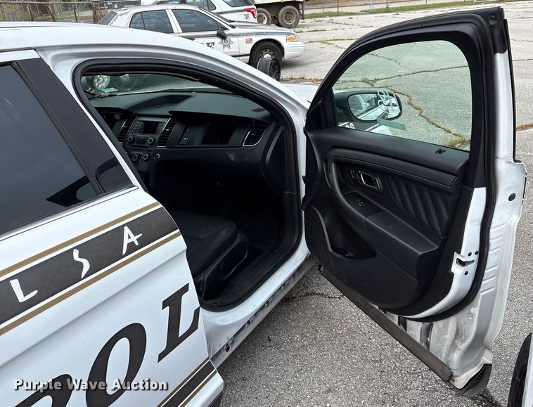 image for item EG8667 2016 Ford Taurus Police 