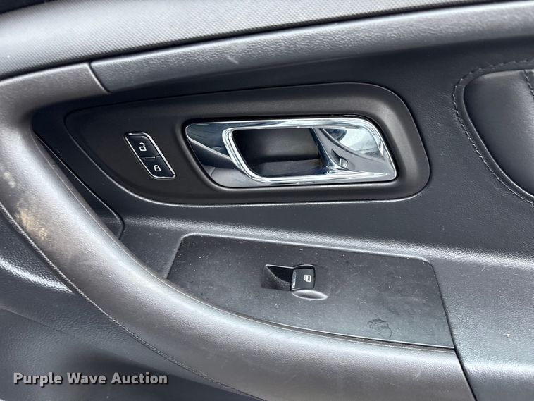 image for item EG8667 2016 Ford Taurus Police 