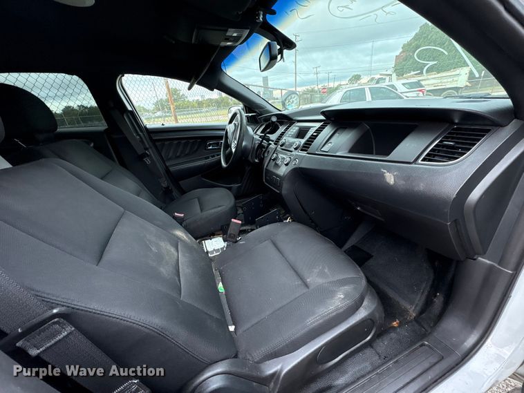 image for item EG8667 2016 Ford Taurus Police 