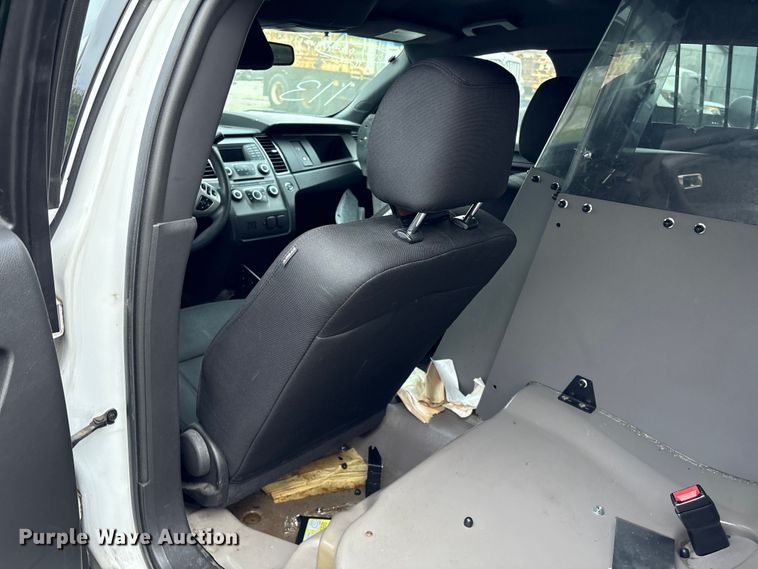 image for item EG8667 2016 Ford Taurus Police 