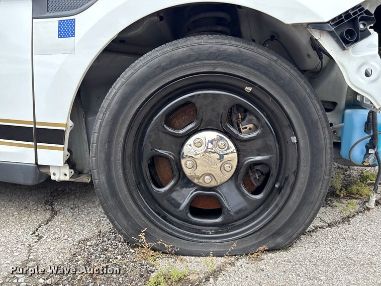 image for item EG8667 2016 Ford Taurus Police 