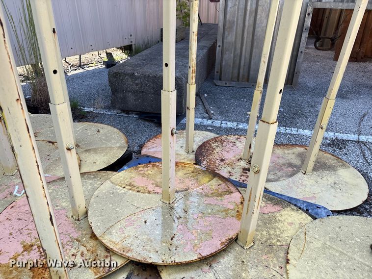 image for item EG8668 (31) metal sign post