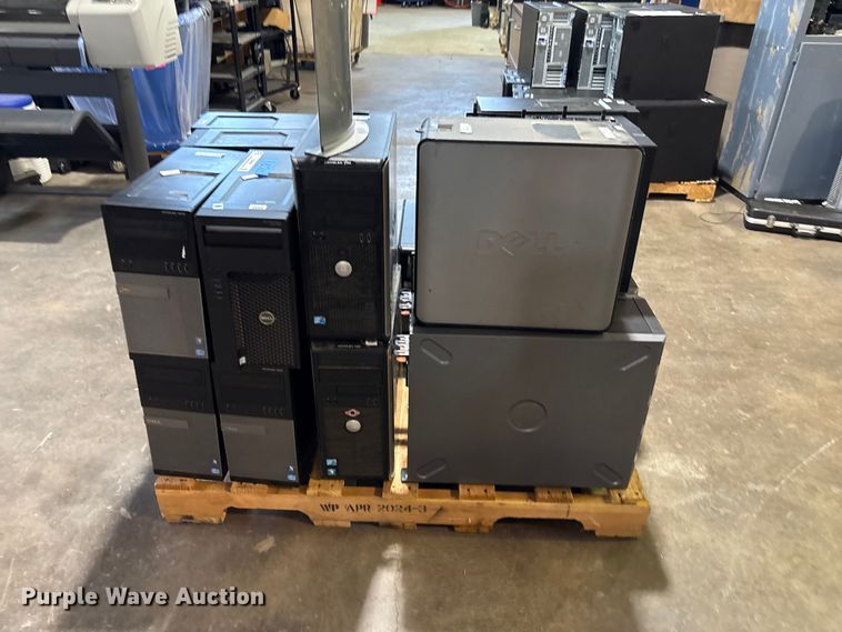 image for item EG8682 Approximately 18 dell computer towers