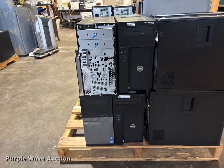 image for item EG8682 Approximately 18 dell computer towers