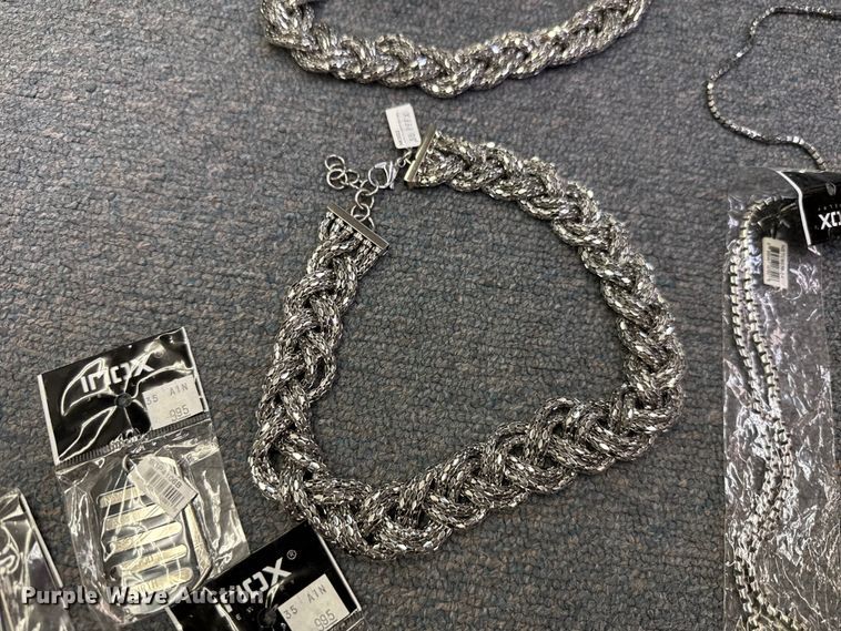 image for item EG8683 Jewelry