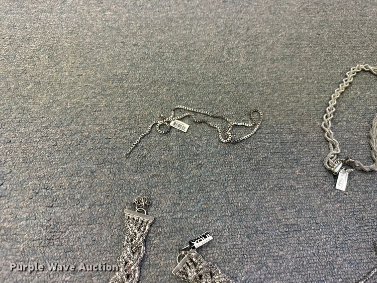 image for item EG8683 Jewelry