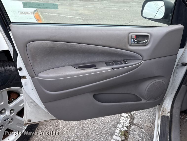 image for item EG8689 2001 Toyota Prius 