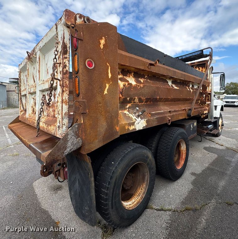 image for item EG8690 2009 International 7400 dump truck