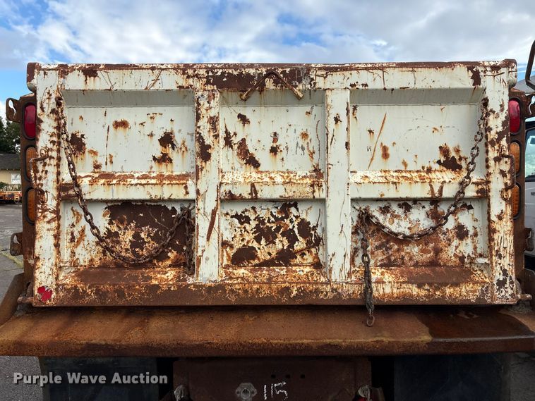 image for item EG8690 2009 International 7400 dump truck