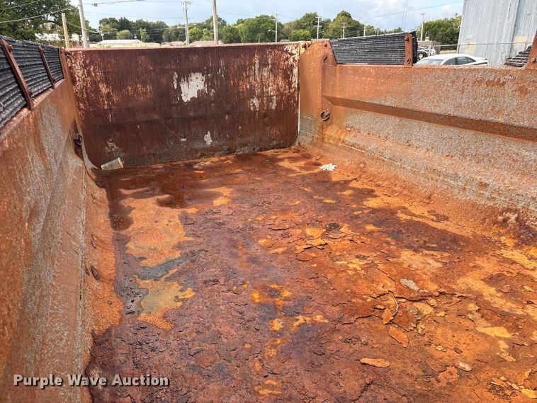 image for item EG8690 2009 International 7400 dump truck