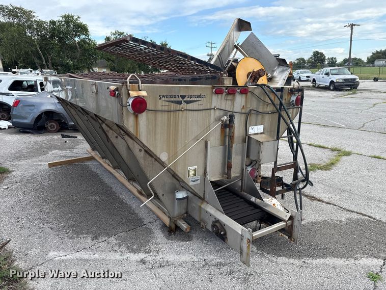 image for item EG8692 2003 Swenson Spreader