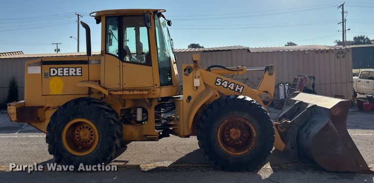 image for item EG8694 2000 John Deere 544H wheel loader