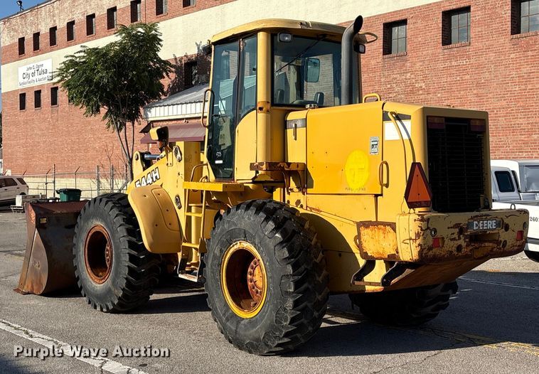 image for item EG8694 2000 John Deere 544H wheel loader