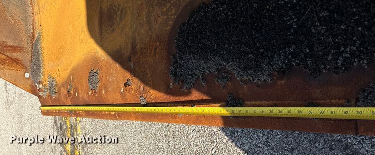 image for item EG8694 2000 John Deere 544H wheel loader