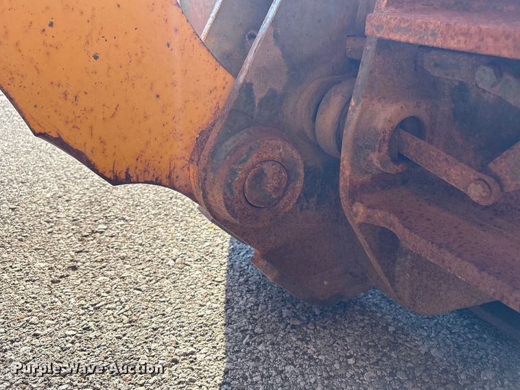 image for item EG8694 2000 John Deere 544H wheel loader