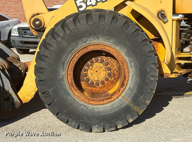 image for item EG8694 2000 John Deere 544H wheel loader