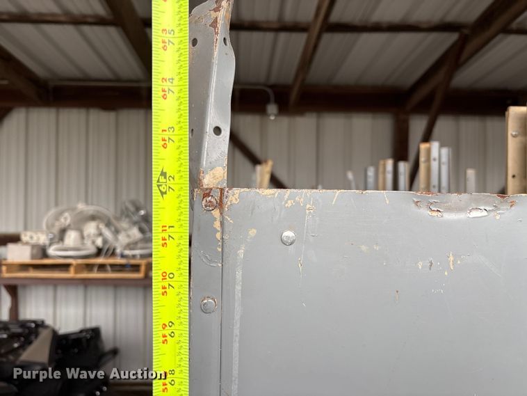 image for item EG8701 (4) sets of lockers