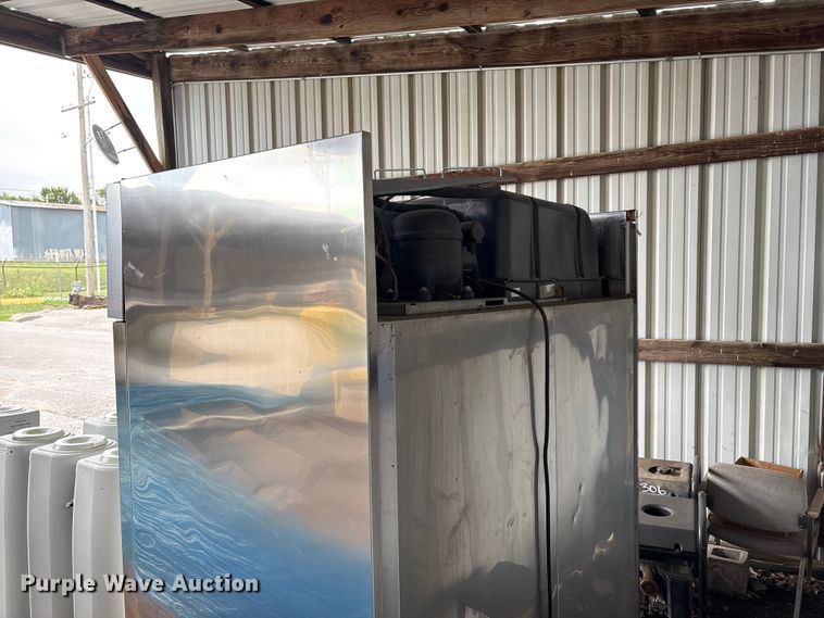 image for item EG8702 Electrolux  RH14RE2FEU fridge 