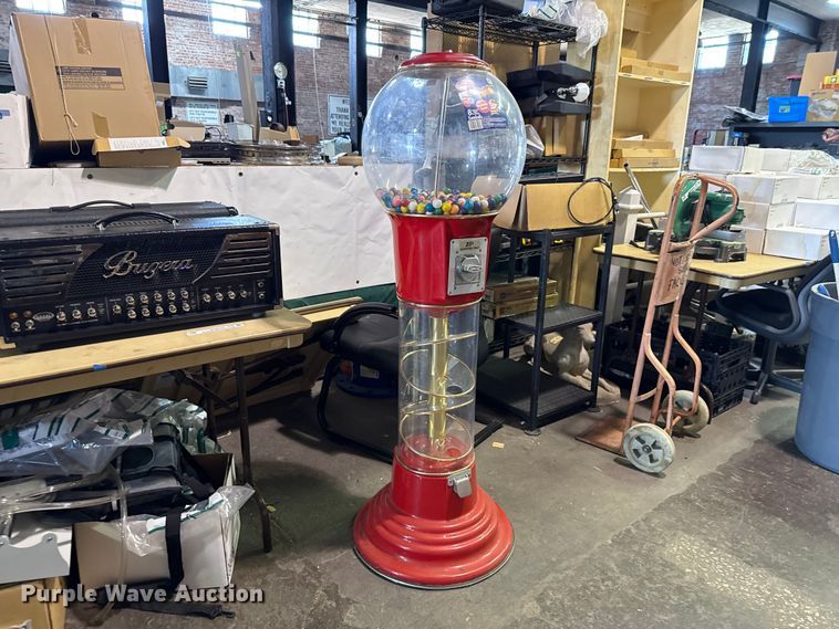 image for item EG8704 Gumball machine