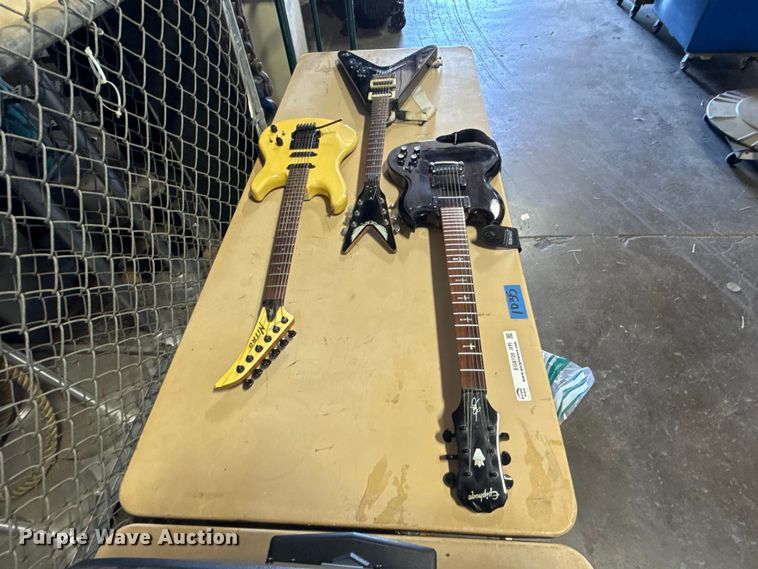 image for item EG8720 (3) guitars