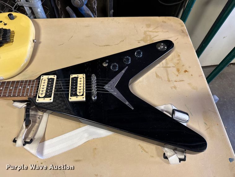 image for item EG8720 (3) guitars